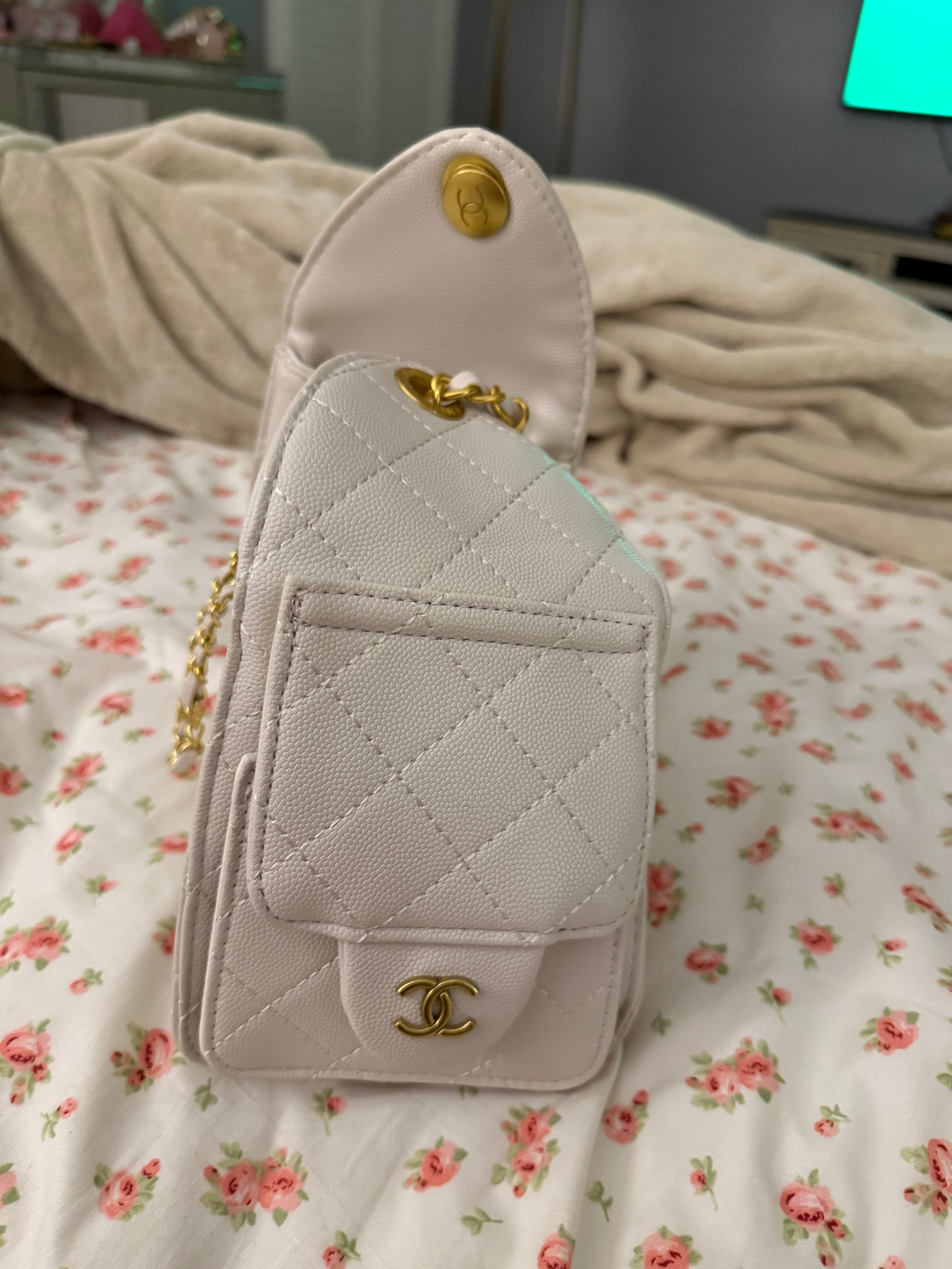 White Chanel 25 Bag